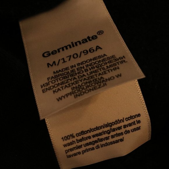 Embroidered "hell was boring" Cropped Hooodie - Picture 9 of 9